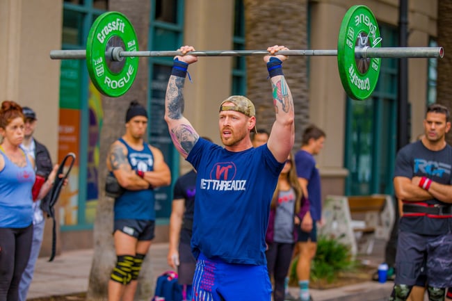 Man lifting weights