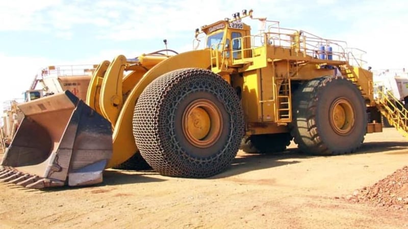 tires-LeTourneau-wheel-loader